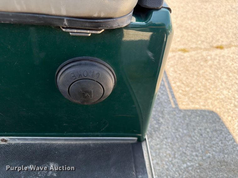 image for item MQ9042 2006 Club Car golf cart