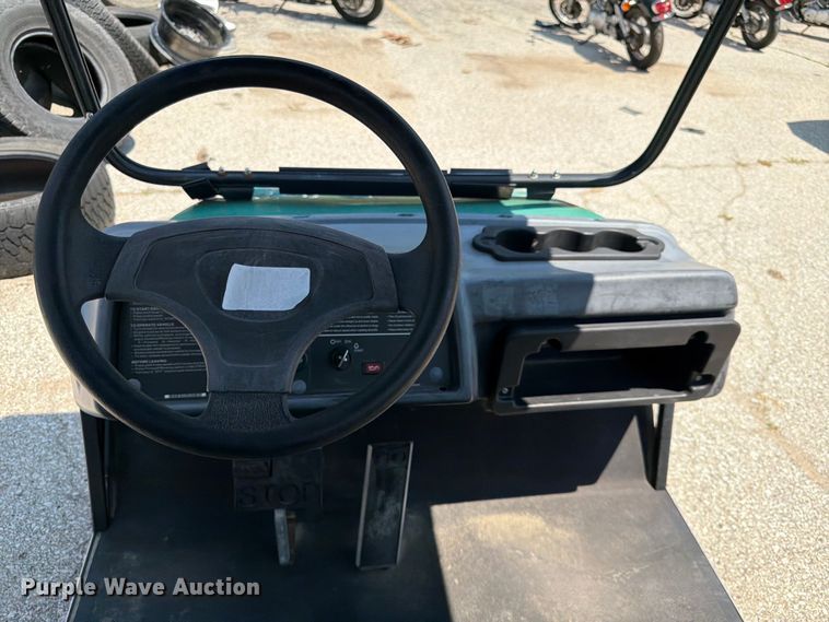 image for item MQ9042 2006 Club Car golf cart