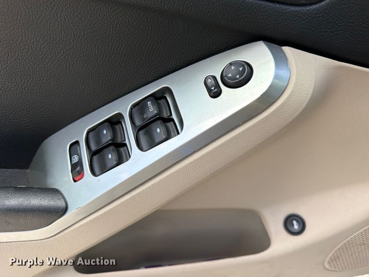 image for item MQ9044 2010 Pontiac G6 