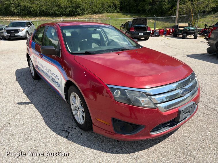 image for item MQ9046 2010 Ford Fusion 