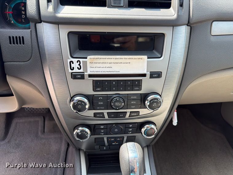 image for item MQ9046 2010 Ford Fusion 