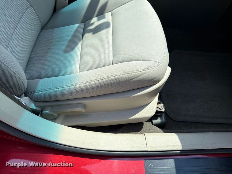 image for item MQ9046 2010 Ford Fusion 