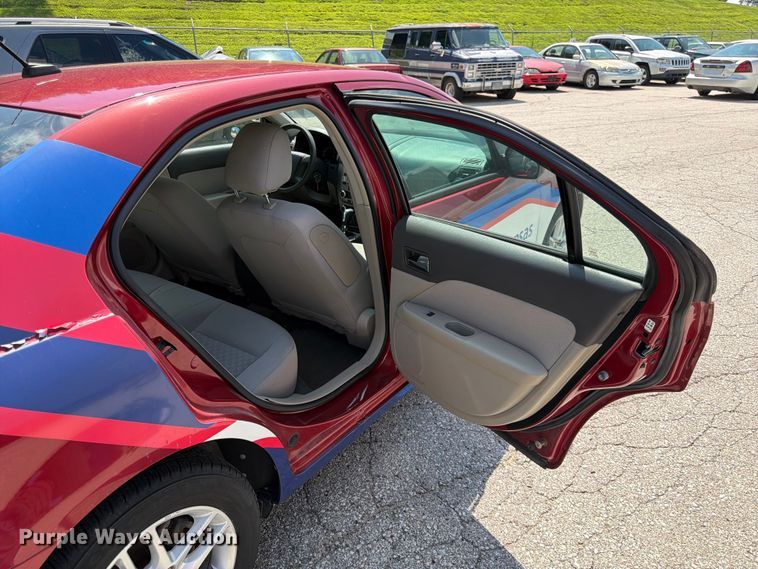 image for item MQ9046 2010 Ford Fusion 