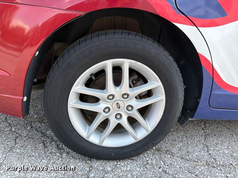 image for item MQ9046 2010 Ford Fusion 