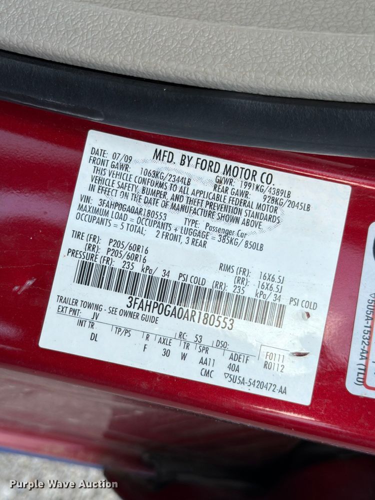 image for item MQ9046 2010 Ford Fusion 