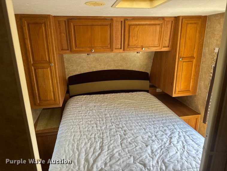 image for item MZ9703 2008 Jayco Jay Feather LGT camper