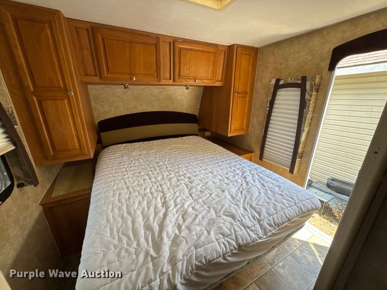 image for item MZ9703 2008 Jayco Jay Feather LGT camper