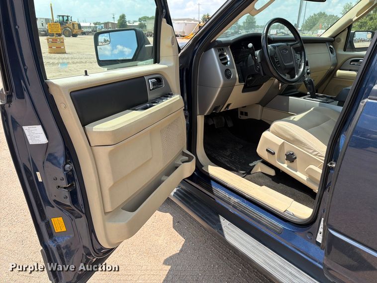 image for item MZ9721 2016 Ford Expedition XLT SUV