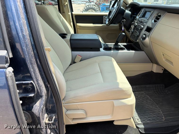 image for item MZ9721 2016 Ford Expedition XLT SUV