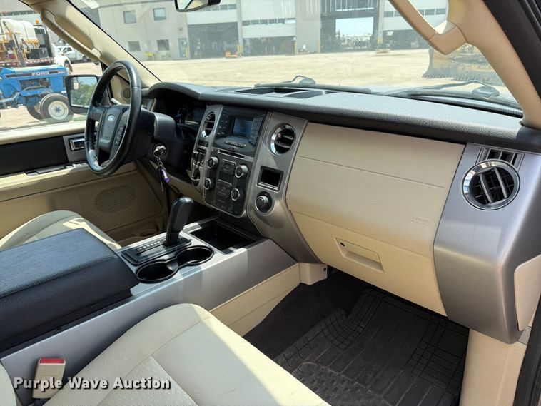 image for item MZ9721 2016 Ford Expedition XLT SUV
