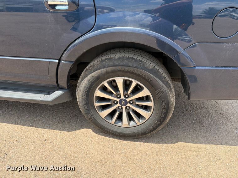 image for item MZ9721 2016 Ford Expedition XLT SUV