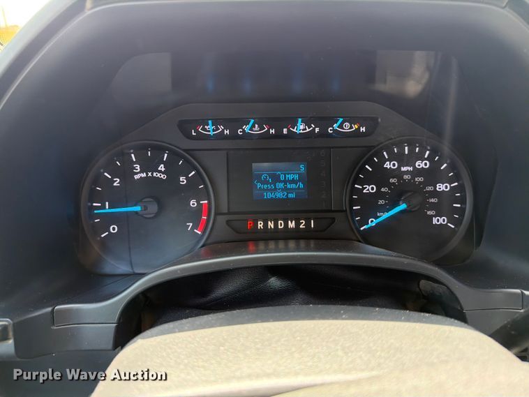 image for item MZ9724 2019 Ford F250 Super Duty Ext. Cab pickup truck