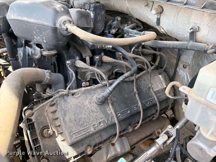 image for item MZ9724 2019 Ford F250 Super Duty Ext. Cab pickup truck