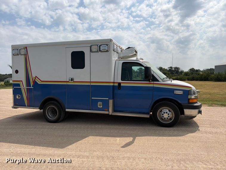 image for item MZ9748 2014 Chevrolet 3500 Express ambulance