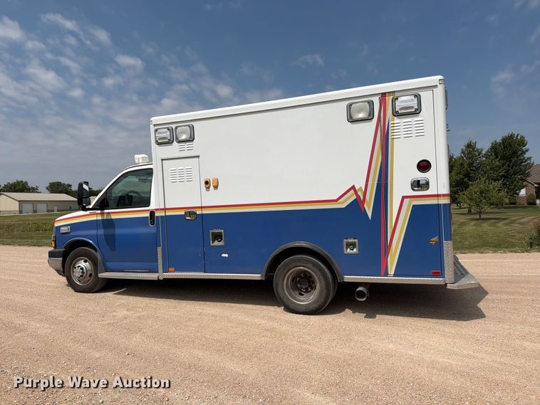 image for item MZ9748 2014 Chevrolet 3500 Express ambulance