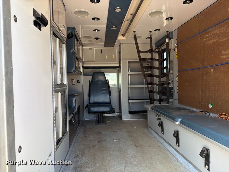image for item MZ9748 2014 Chevrolet 3500 Express ambulance