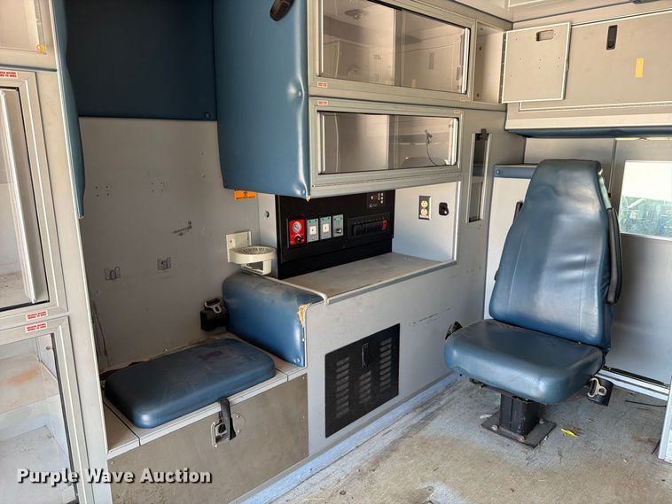 image for item MZ9748 2014 Chevrolet 3500 Express ambulance