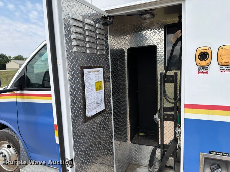 image for item MZ9748 2014 Chevrolet 3500 Express ambulance