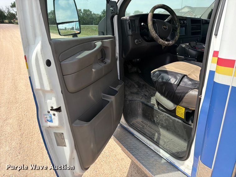 image for item MZ9748 2014 Chevrolet 3500 Express ambulance