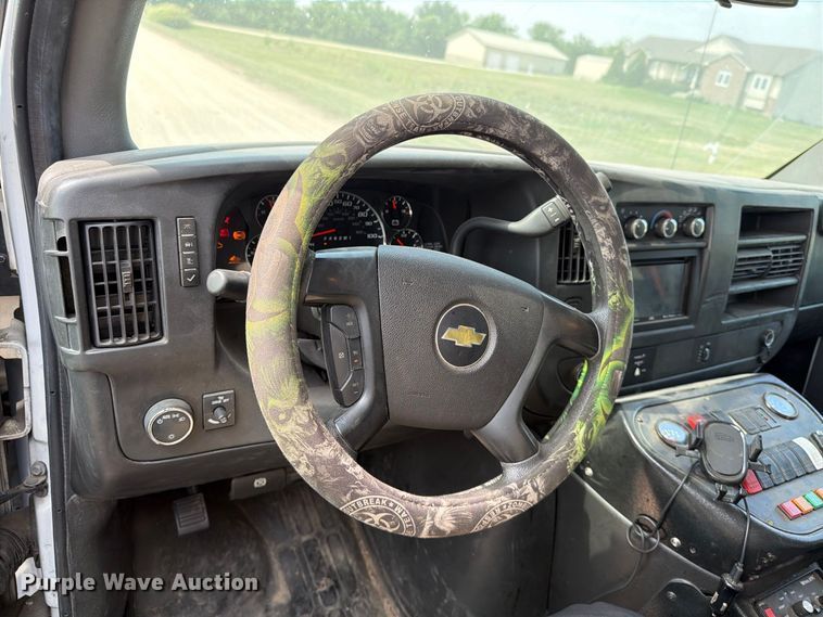 image for item MZ9748 2014 Chevrolet 3500 Express ambulance