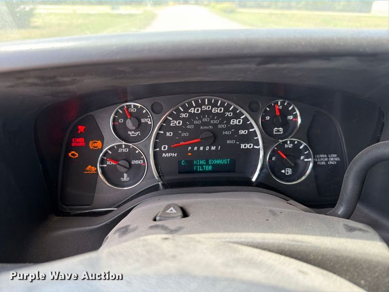 image for item MZ9748 2014 Chevrolet 3500 Express ambulance