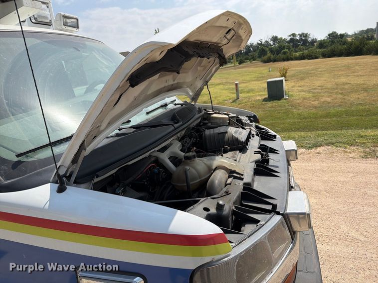 image for item MZ9748 2014 Chevrolet 3500 Express ambulance