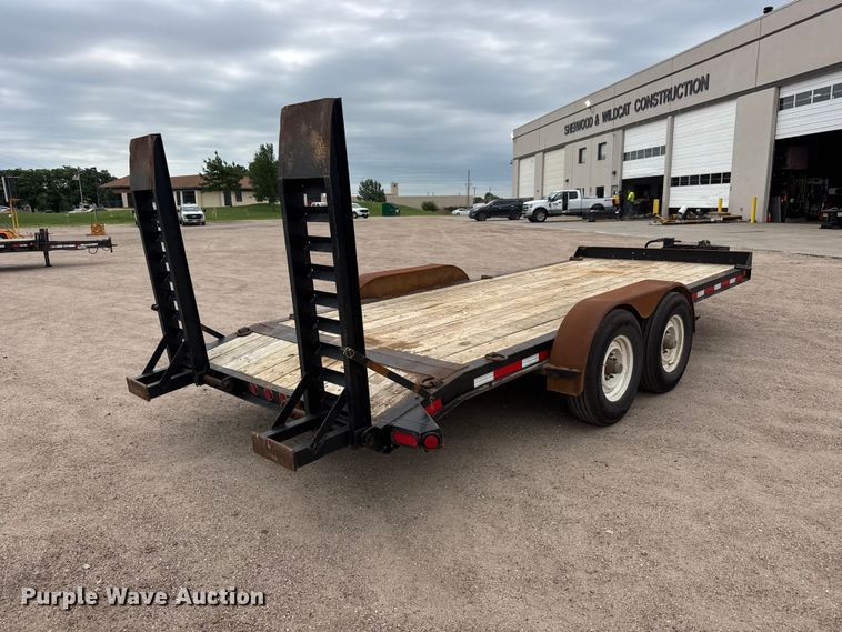 image for item NJ9130 2000 Redi Haul equipment trailer