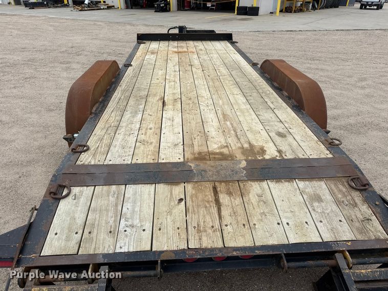 image for item NJ9130 2000 Redi Haul equipment trailer