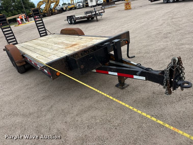 image for item NJ9130 2000 Redi Haul equipment trailer