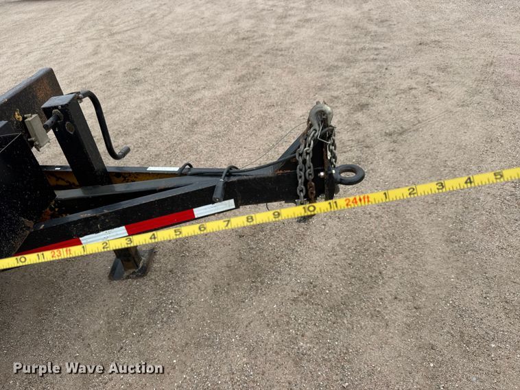 image for item NJ9130 2000 Redi Haul equipment trailer