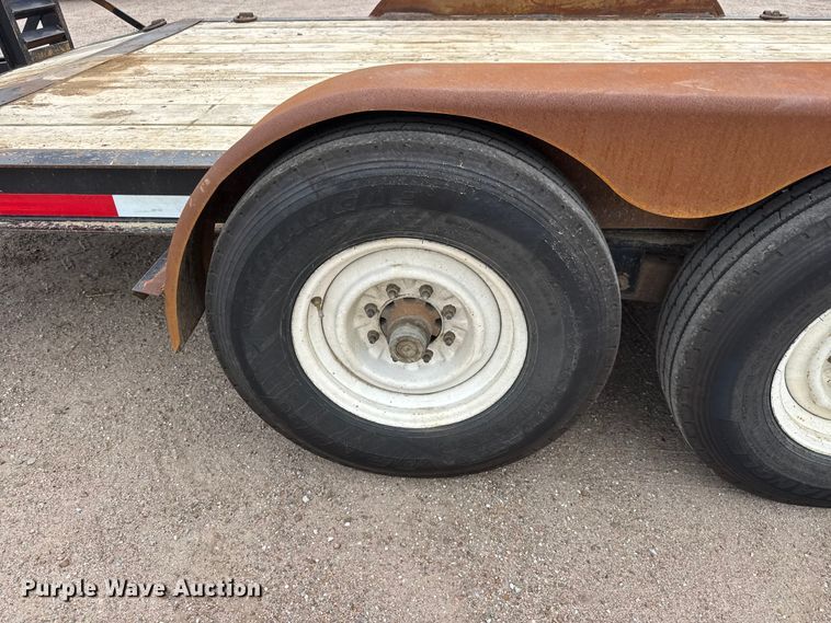image for item NJ9130 2000 Redi Haul equipment trailer