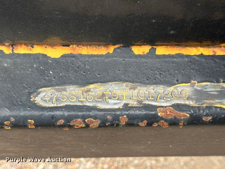 image for item NJ9130 2000 Redi Haul equipment trailer