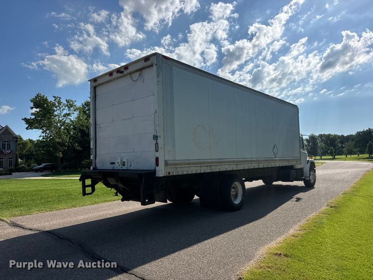 image for item NJ9230 2003 Freightliner FL70 box truck