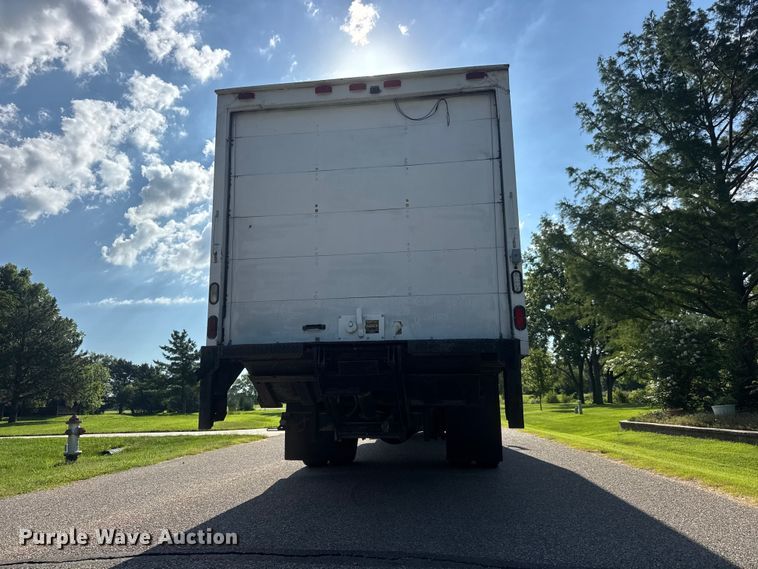 image for item NJ9230 2003 Freightliner FL70 box truck