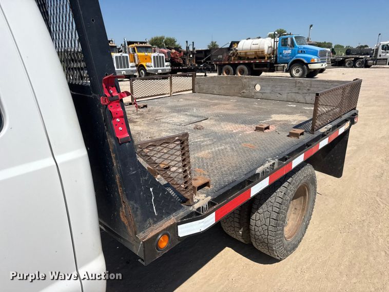 image for item NJ9248 2014 Ford F350  Super Duty XL Ext. Cab dump flatbed pickup truck
