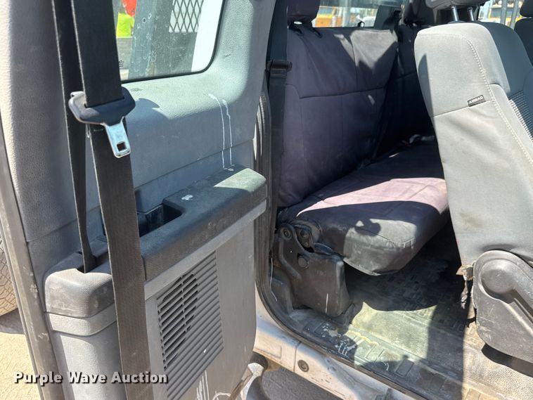 image for item NJ9248 2014 Ford F350  Super Duty XL Ext. Cab dump flatbed pickup truck