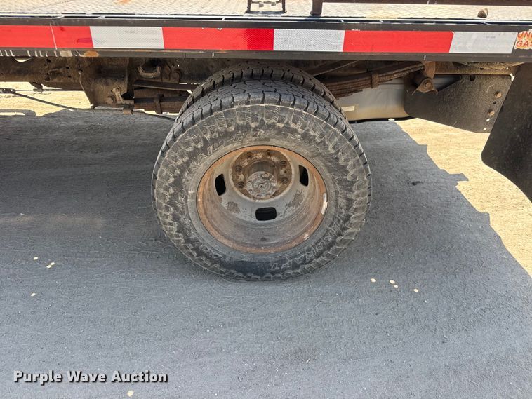 image for item NJ9248 2014 Ford F350  Super Duty XL Ext. Cab dump flatbed pickup truck