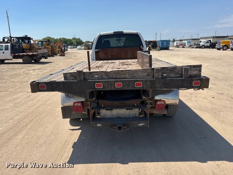 image for item NJ9249 2008 Dodge Ram 5500 Ext. Cab flatbed truck