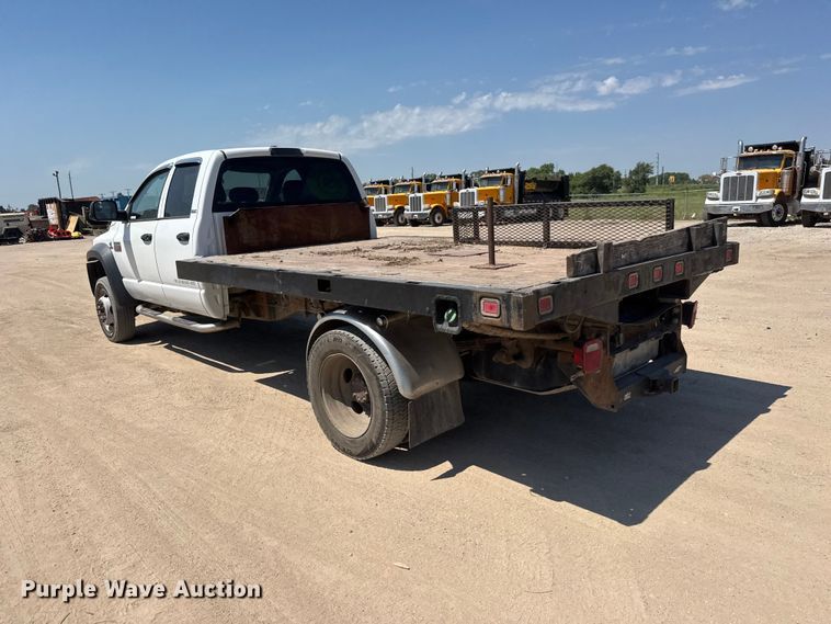 image for item NJ9249 2008 Dodge Ram 5500 Ext. Cab flatbed truck