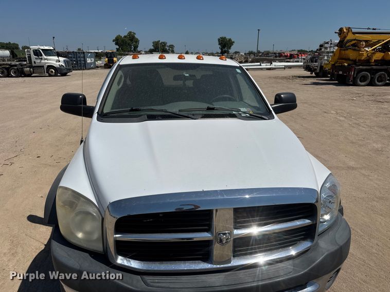 image for item NJ9249 2008 Dodge Ram 5500 Ext. Cab flatbed truck