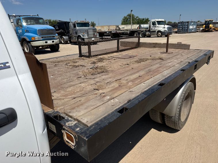 image for item NJ9249 2008 Dodge Ram 5500 Ext. Cab flatbed truck