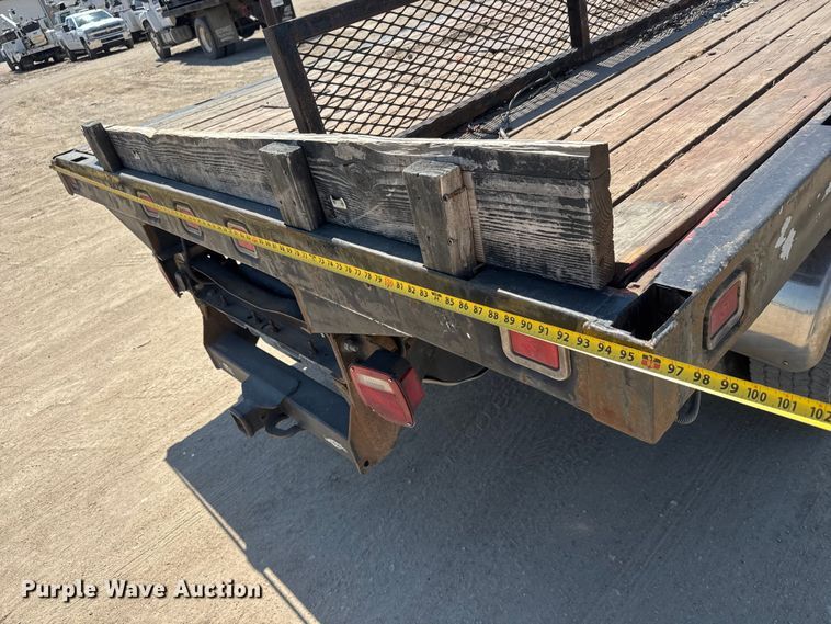 image for item NJ9249 2008 Dodge Ram 5500 Ext. Cab flatbed truck
