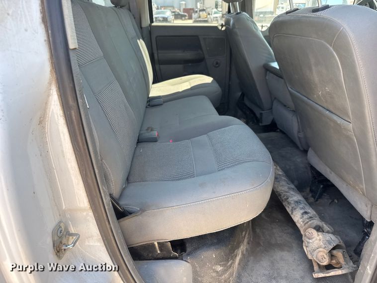 image for item NJ9249 2008 Dodge Ram 5500 Ext. Cab flatbed truck