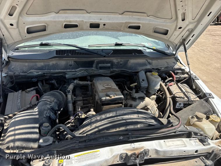 image for item NJ9249 2008 Dodge Ram 5500 Ext. Cab flatbed truck