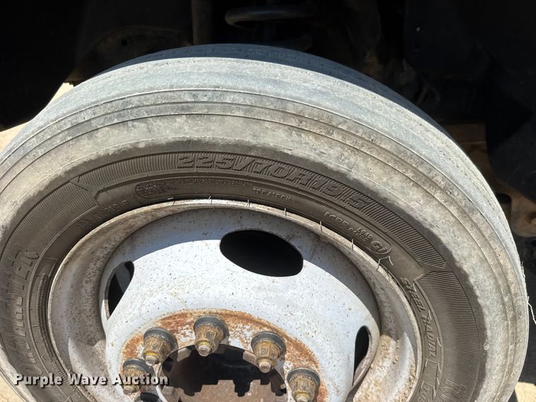 image for item NJ9249 2008 Dodge Ram 5500 Ext. Cab flatbed truck