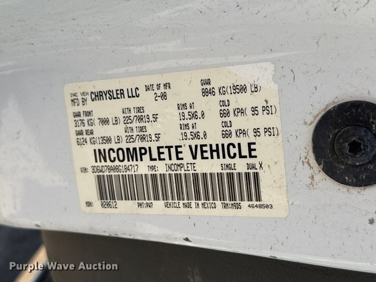 image for item NJ9249 2008 Dodge Ram 5500 Ext. Cab flatbed truck