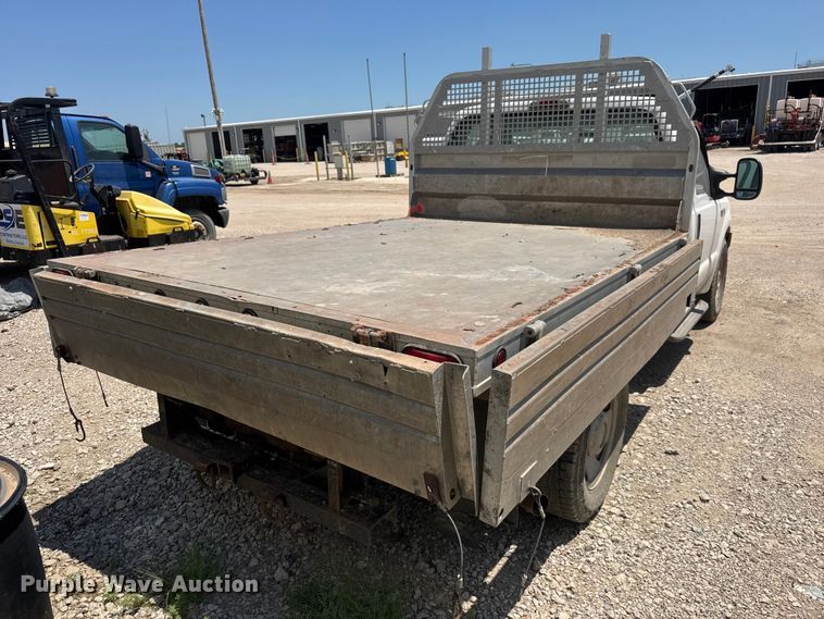 image for item NJ9250 2005 Ford F350 Super Duty XL dump flatbed pickup truck