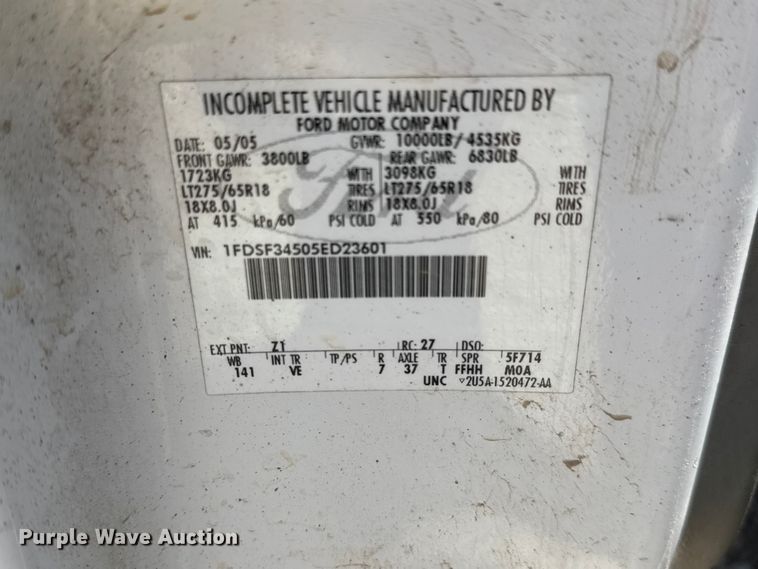image for item NJ9250 2005 Ford F350 Super Duty XL dump flatbed pickup truck