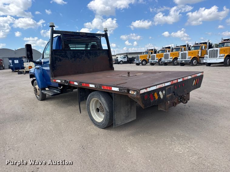 image for item NJ9251 2003 Chevrolet C4500 flatbed truck