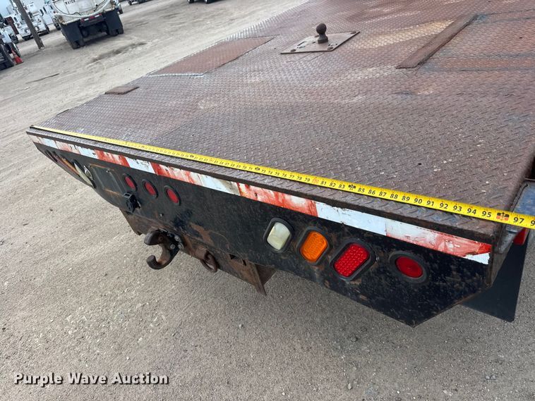 image for item NJ9251 2003 Chevrolet C4500 flatbed truck